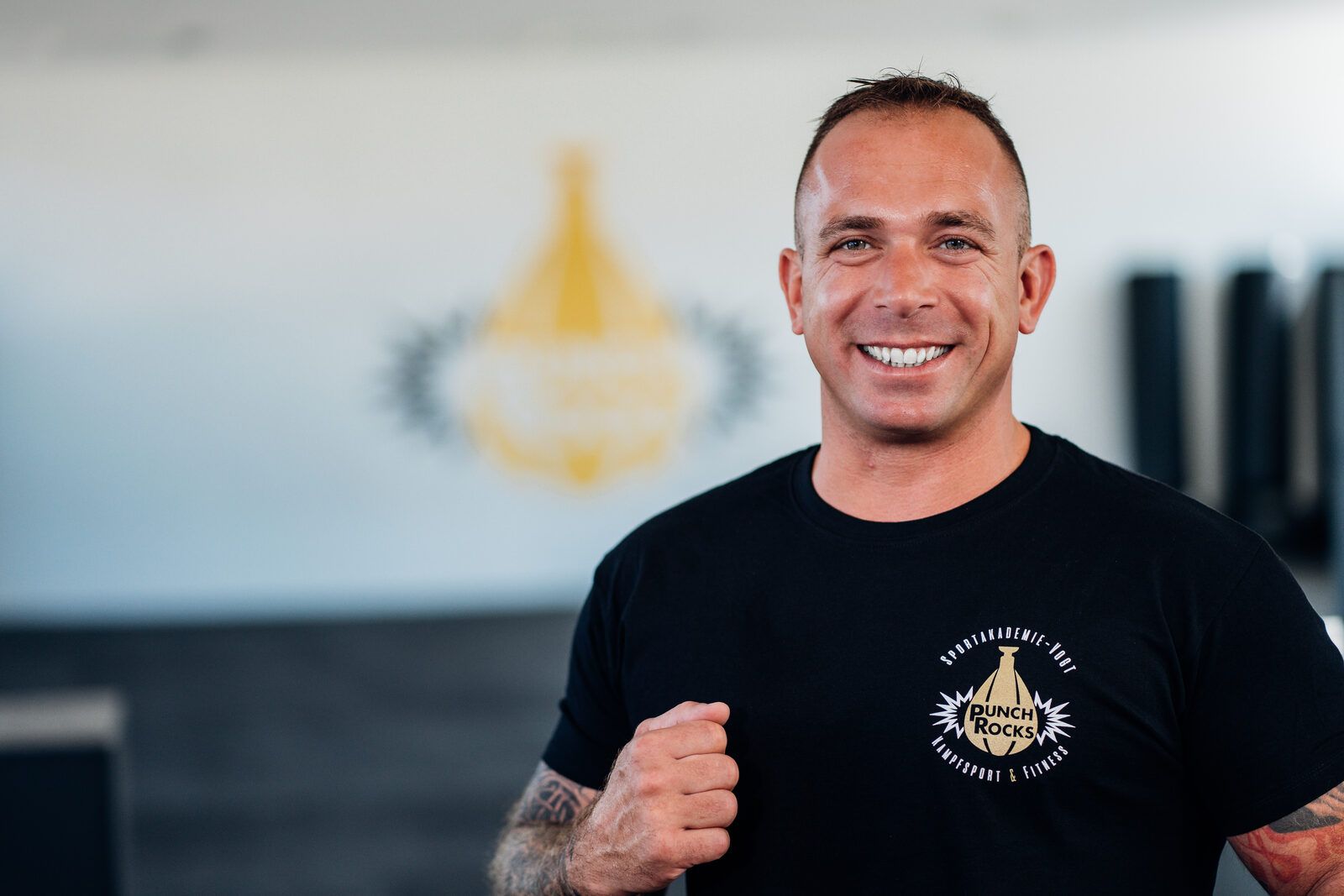 Bernfried Vogt in der Trainingshalle